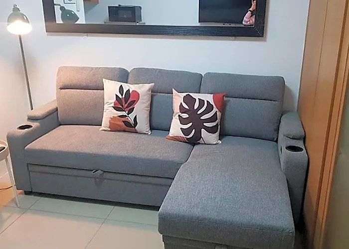Hotel Newly Renovated Shell Residences Mall Of 4*