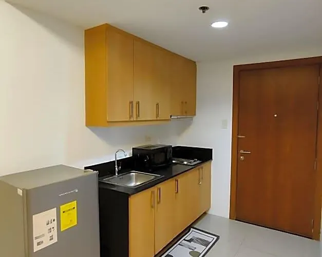 Hotel Newly Renovated Shell Residences Mall Of 4*